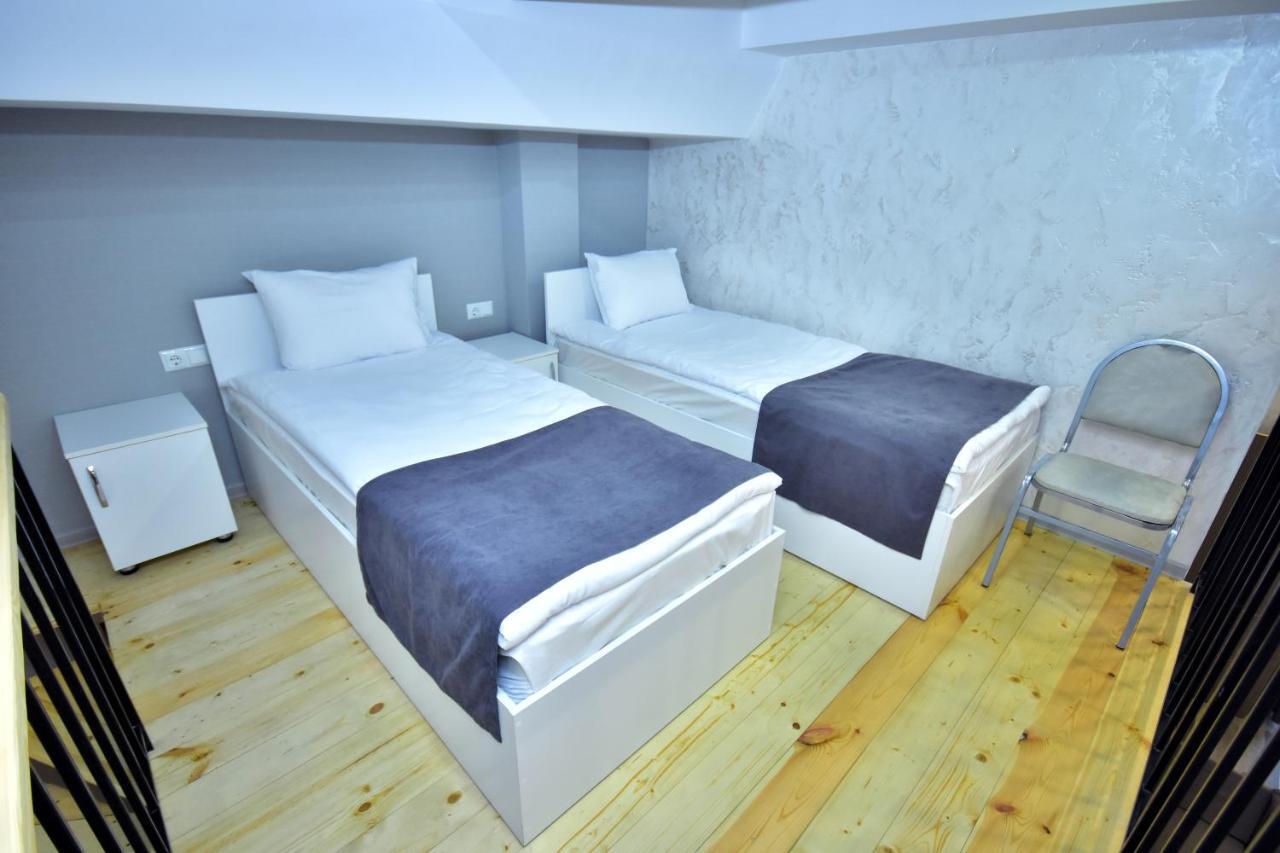 Libereco Aparthotel Batumi Esterno foto