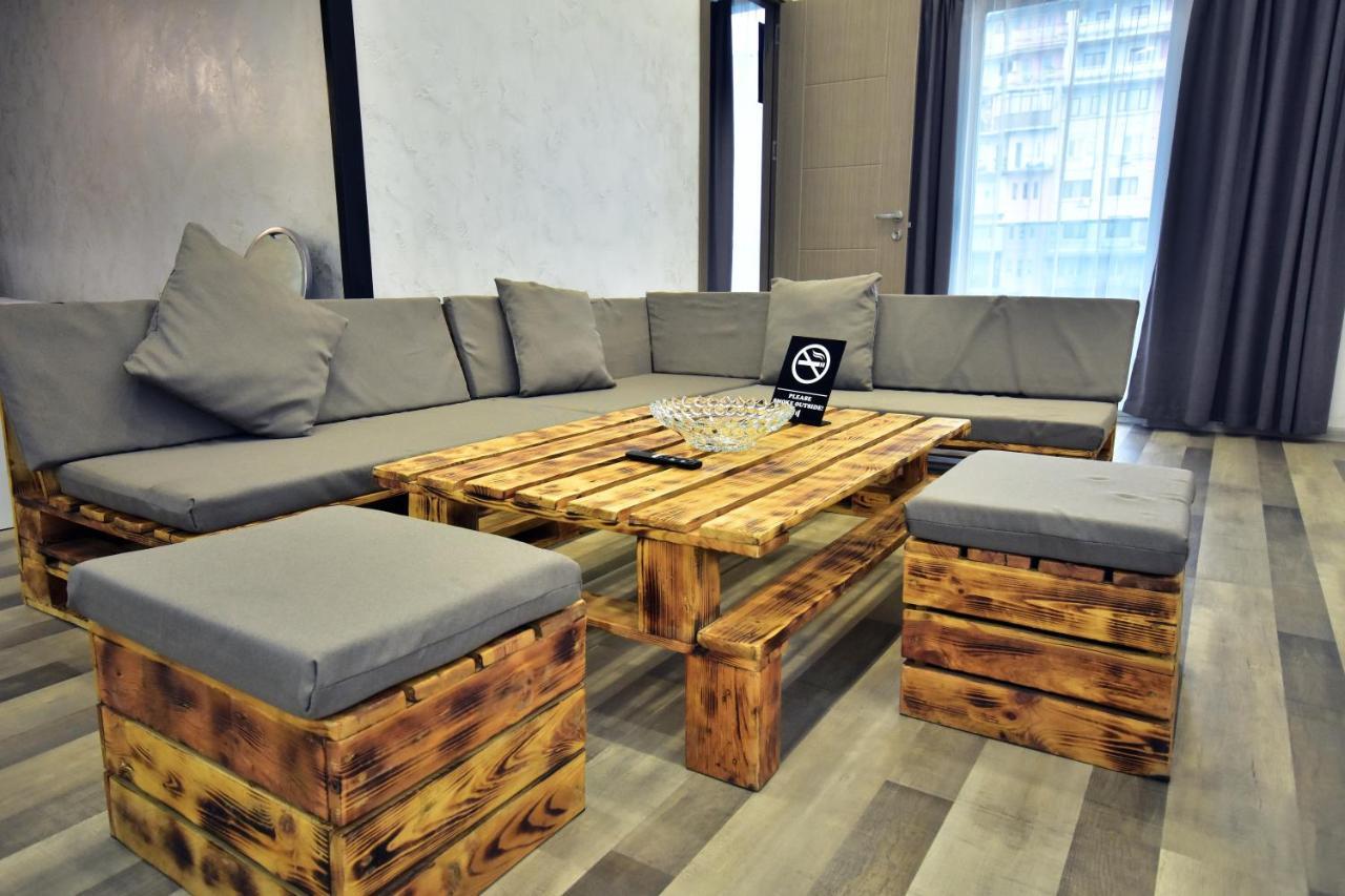 Libereco Aparthotel Batumi Esterno foto