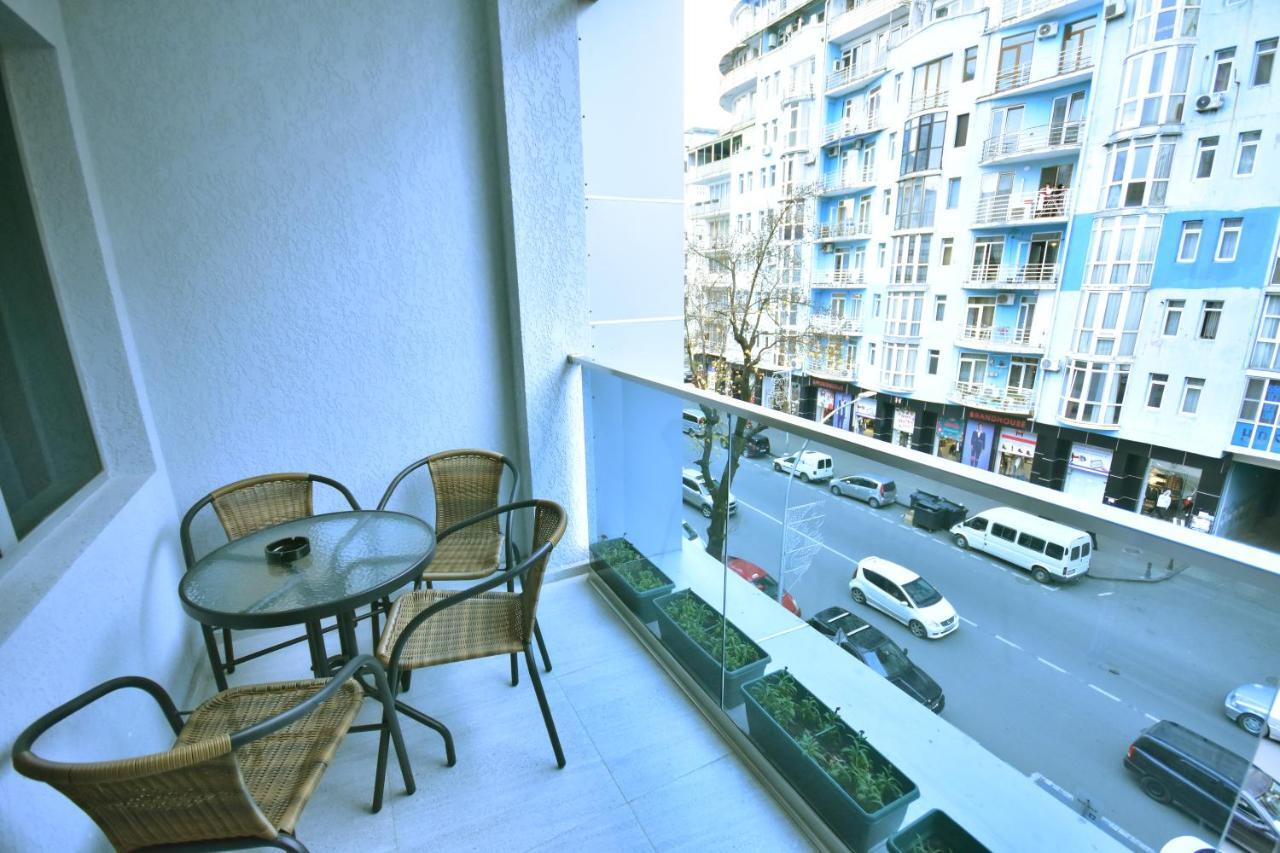Libereco Aparthotel Batumi Esterno foto